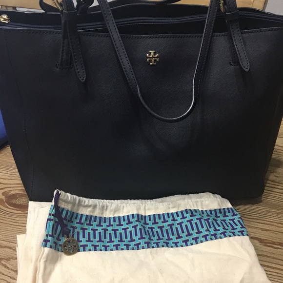 Tory Burch Tote - Picture 7 of 8